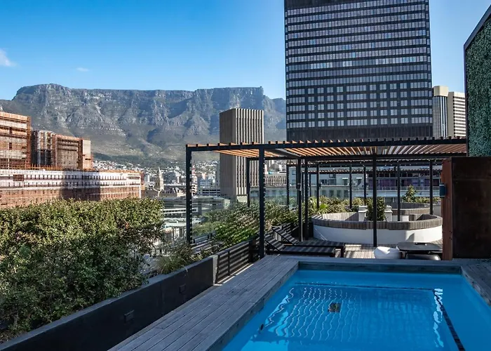 208, The Duke - Luxury Apartment With City Views